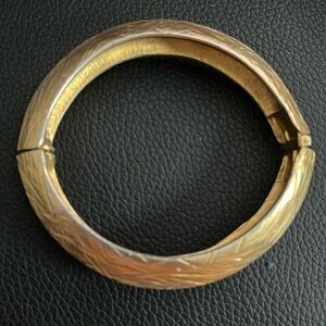 1980 vintage Lucien Piccard Golden bangle bracelet